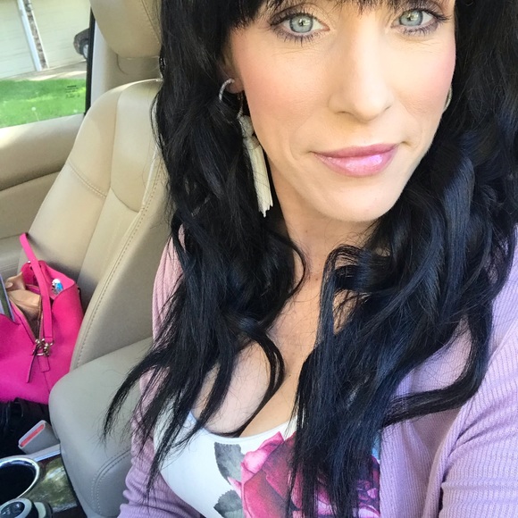 Meet your Posher, Erin - Picture 4 of 7